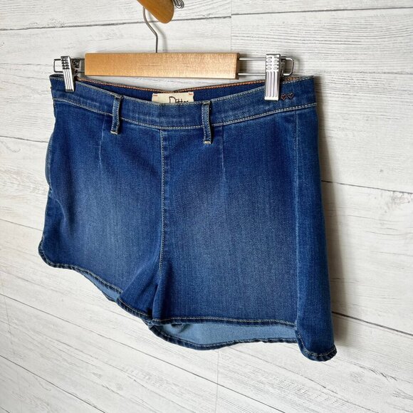 Dittos Shorts Womens Size 30 High Rise Denim Rounded Hem Side Slits Summer - Picture 4 of 16
